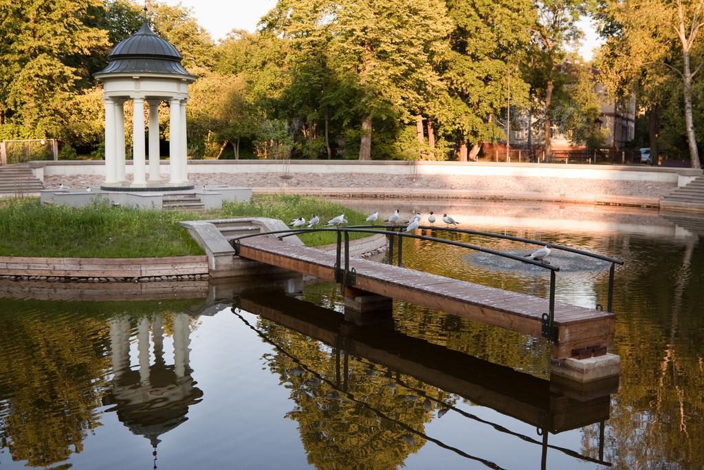 Uliha Apartamenti Liepāja Exteriör bild